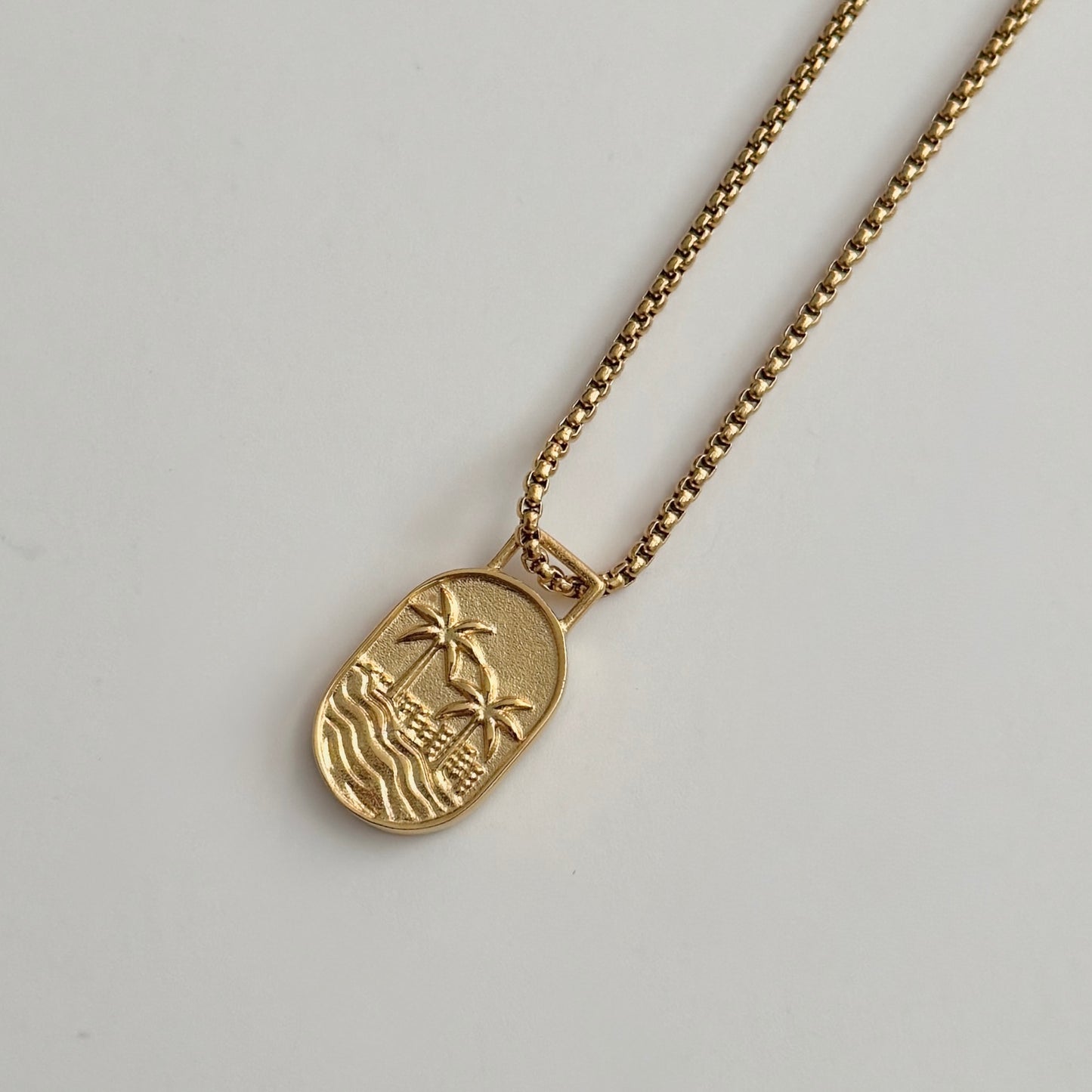Sandy Palm Necklace- Gold
