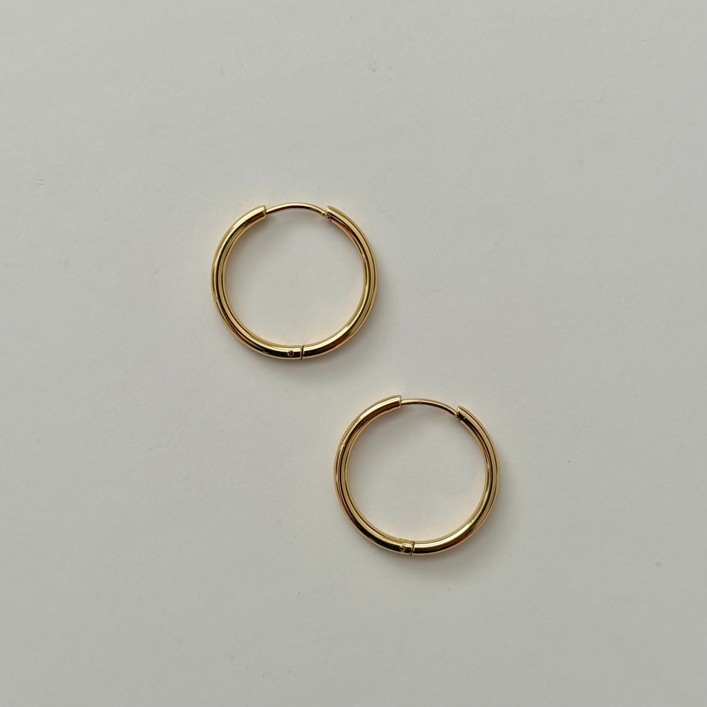 Minimal Hoops 2.0 - 22mm - Namaste Jewelry Canada