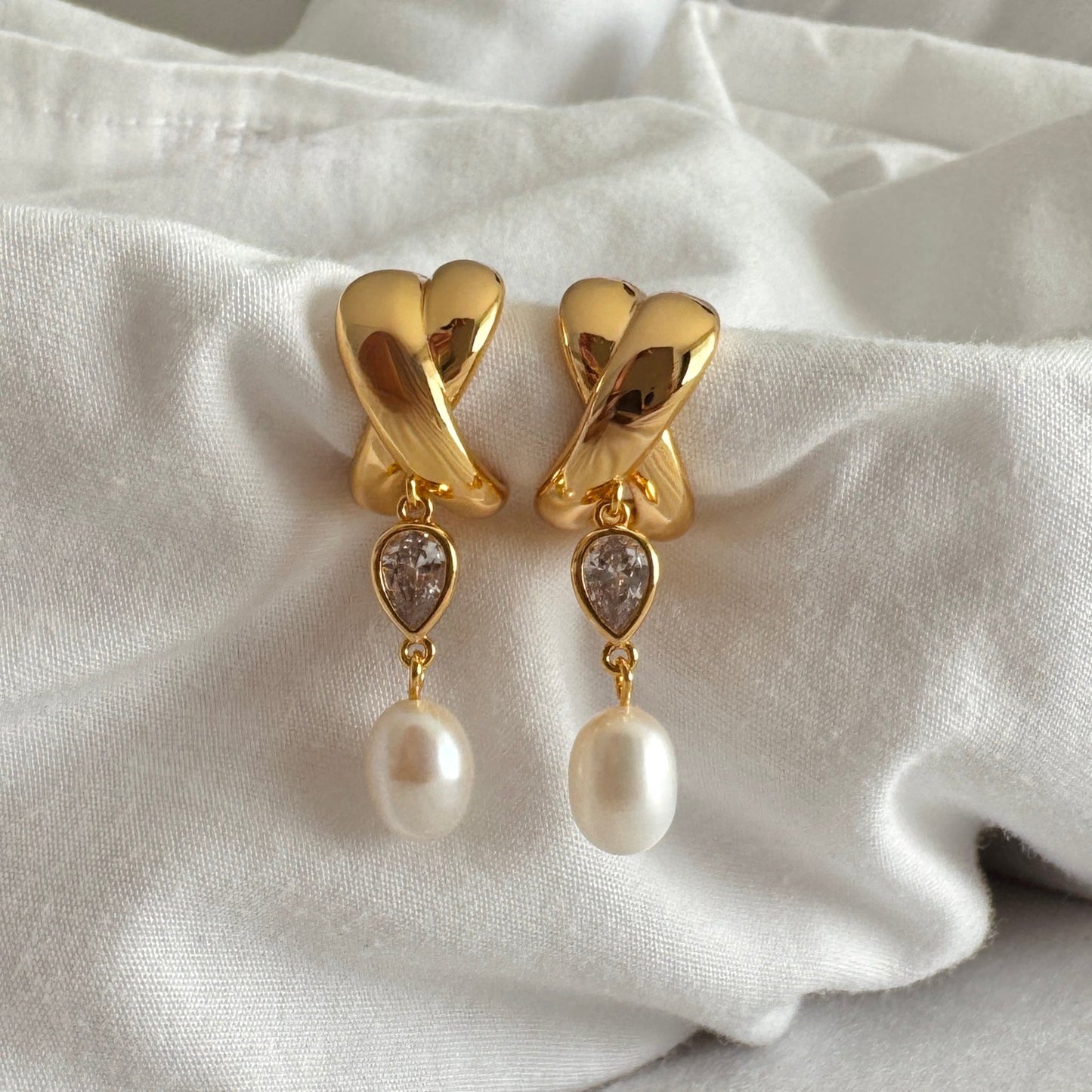 Safah Hoops - Gold - Namaste Jewelry Canada