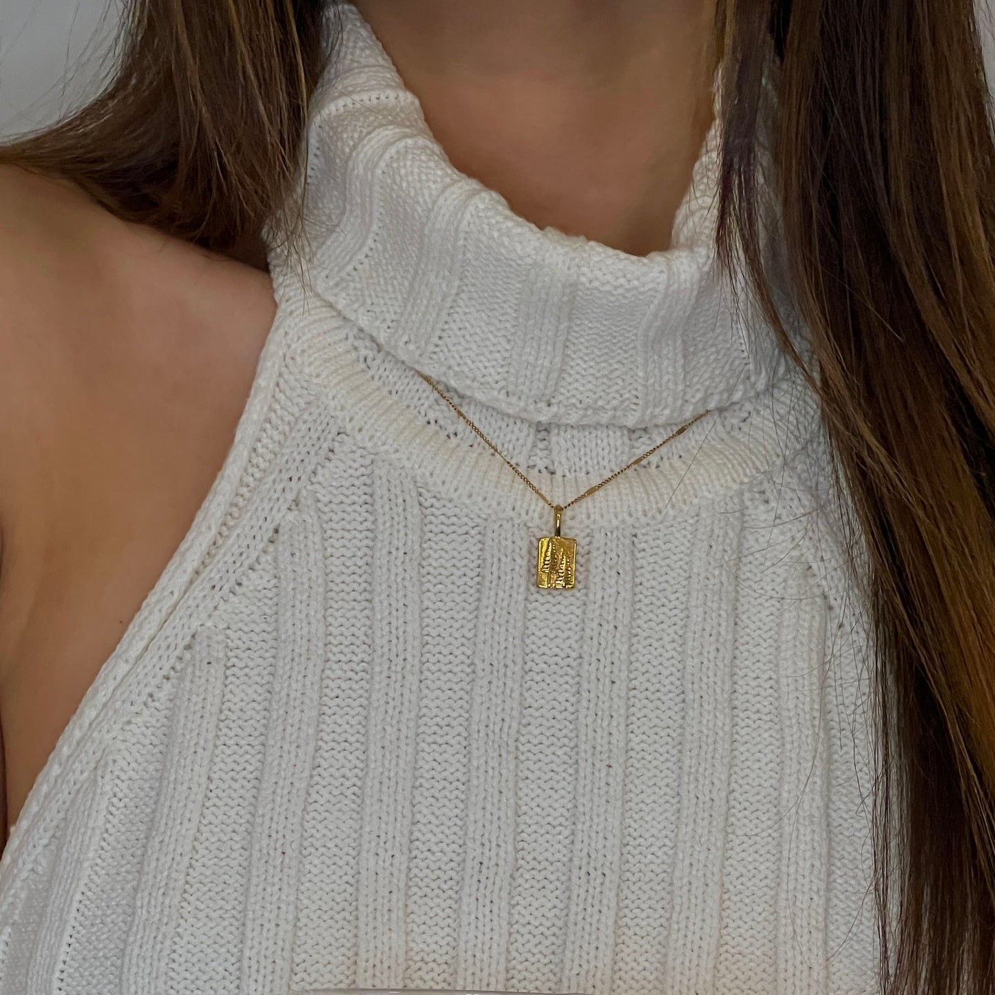 I am Strong Affirmation Necklace - Namaste Jewelry Canada
