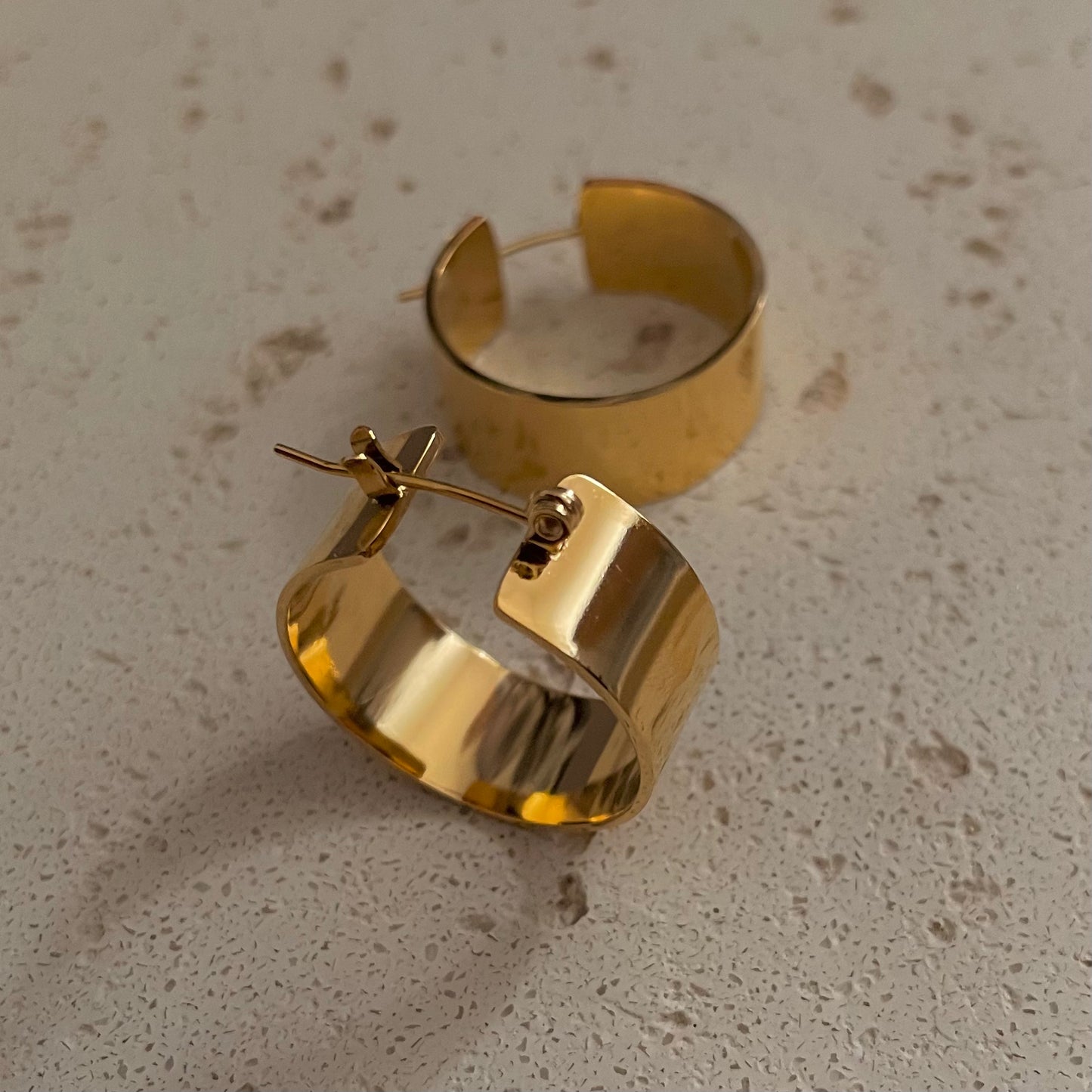 Kendall Hoops - Gold