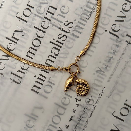 Conch Necklace - Namaste Jewelry Canada