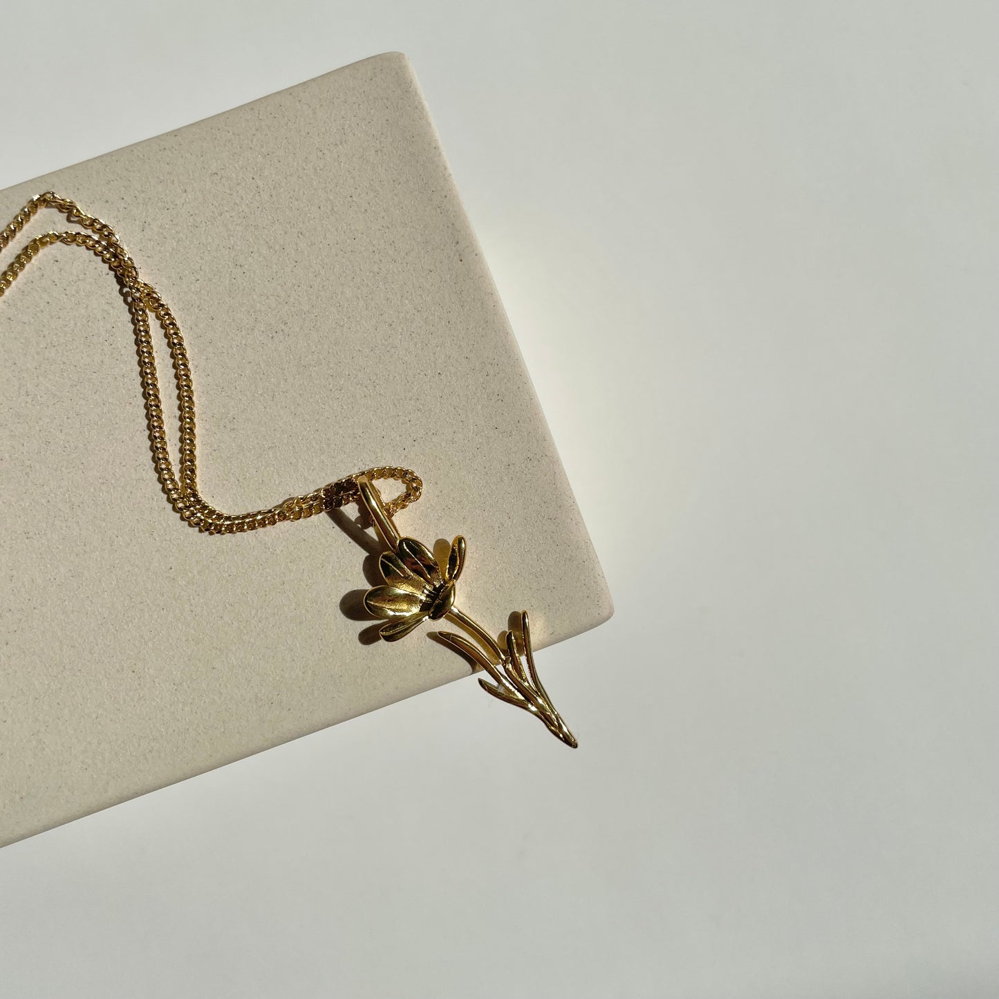 Crocus Necklace- Gold