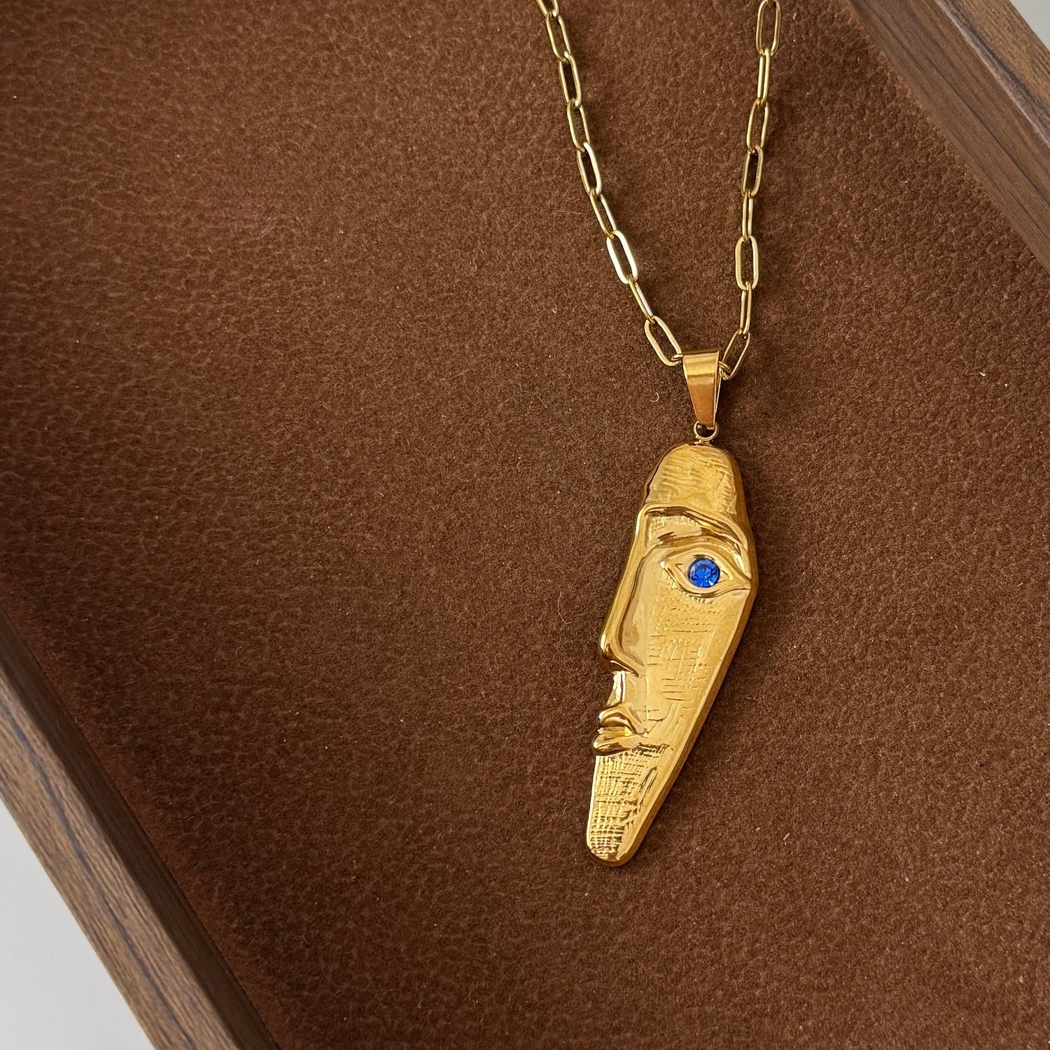 Le Visage Necklace - Namaste Jewelry Canada