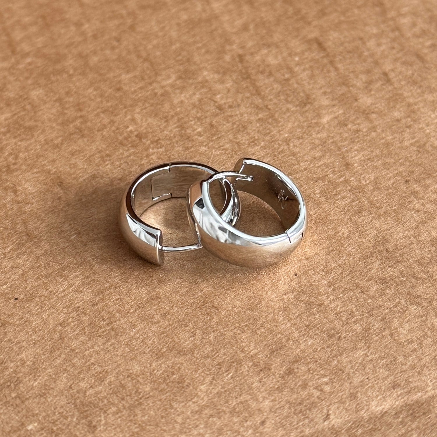 Paris Chunky Hoops 2.0 - Silver - Namaste Jewelry Canada