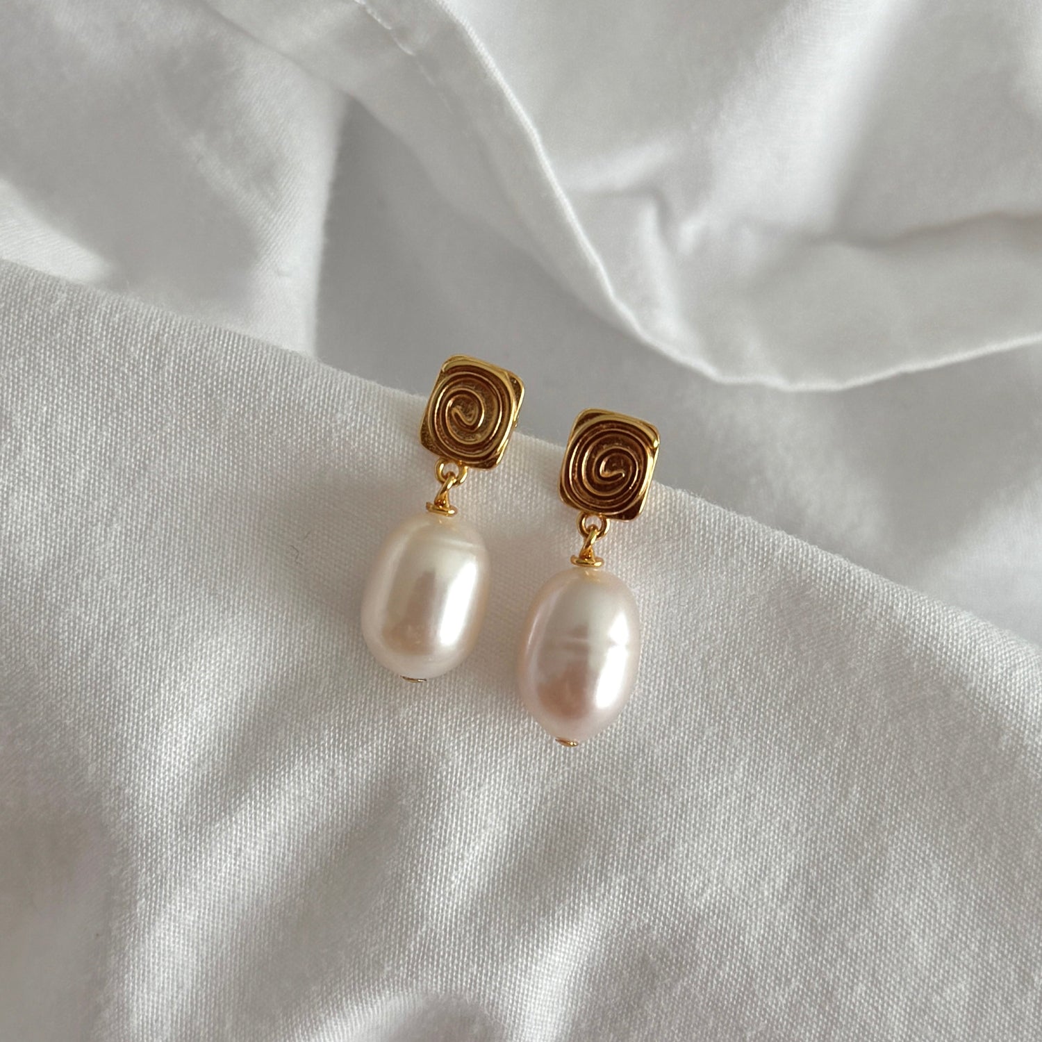 Saada Hoops - Gold - Namaste Jewelry Canada