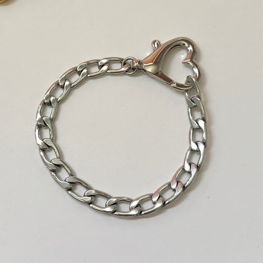 Saiba Heart Clasp Bracelet - Silver - Namaste Jewelry Canada