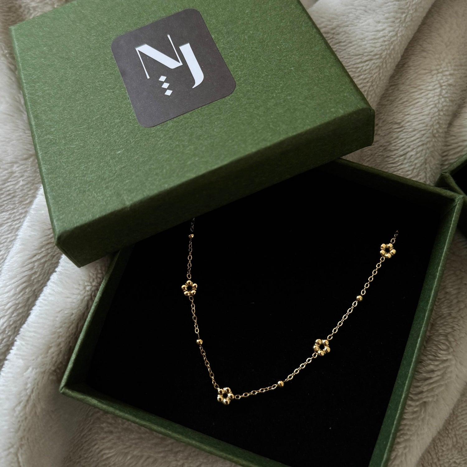 Small Paper Gift Box - Namaste Jewelry Canada