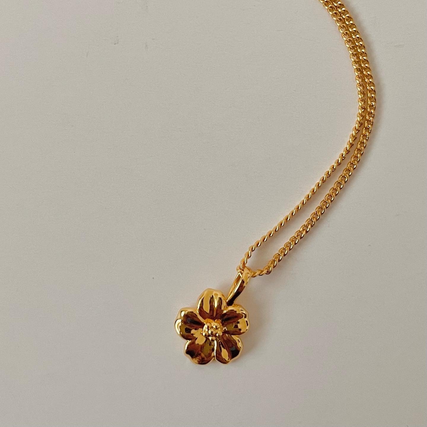 Hibiscus Pendant Necklace - Namaste Jewelry Canada