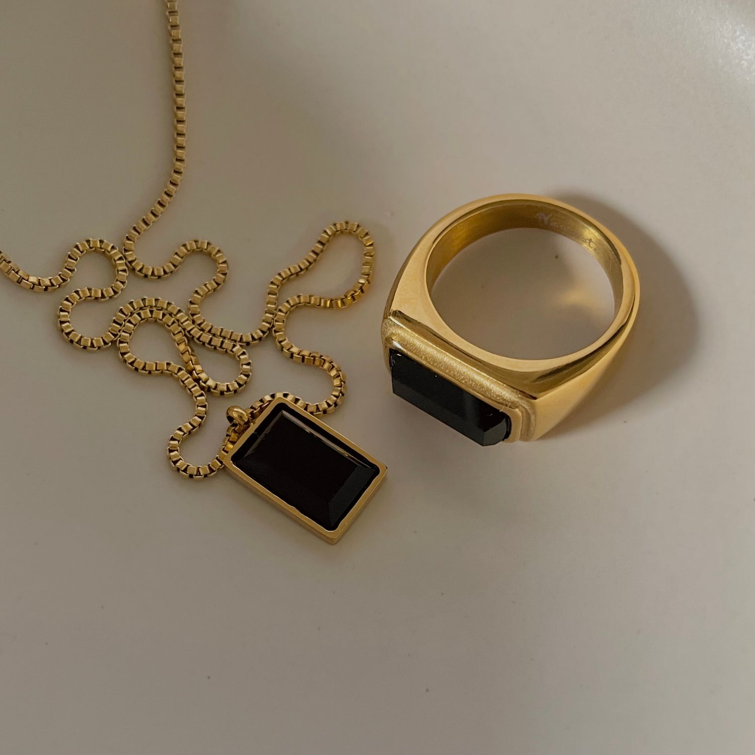 Necklace 2025 of stone