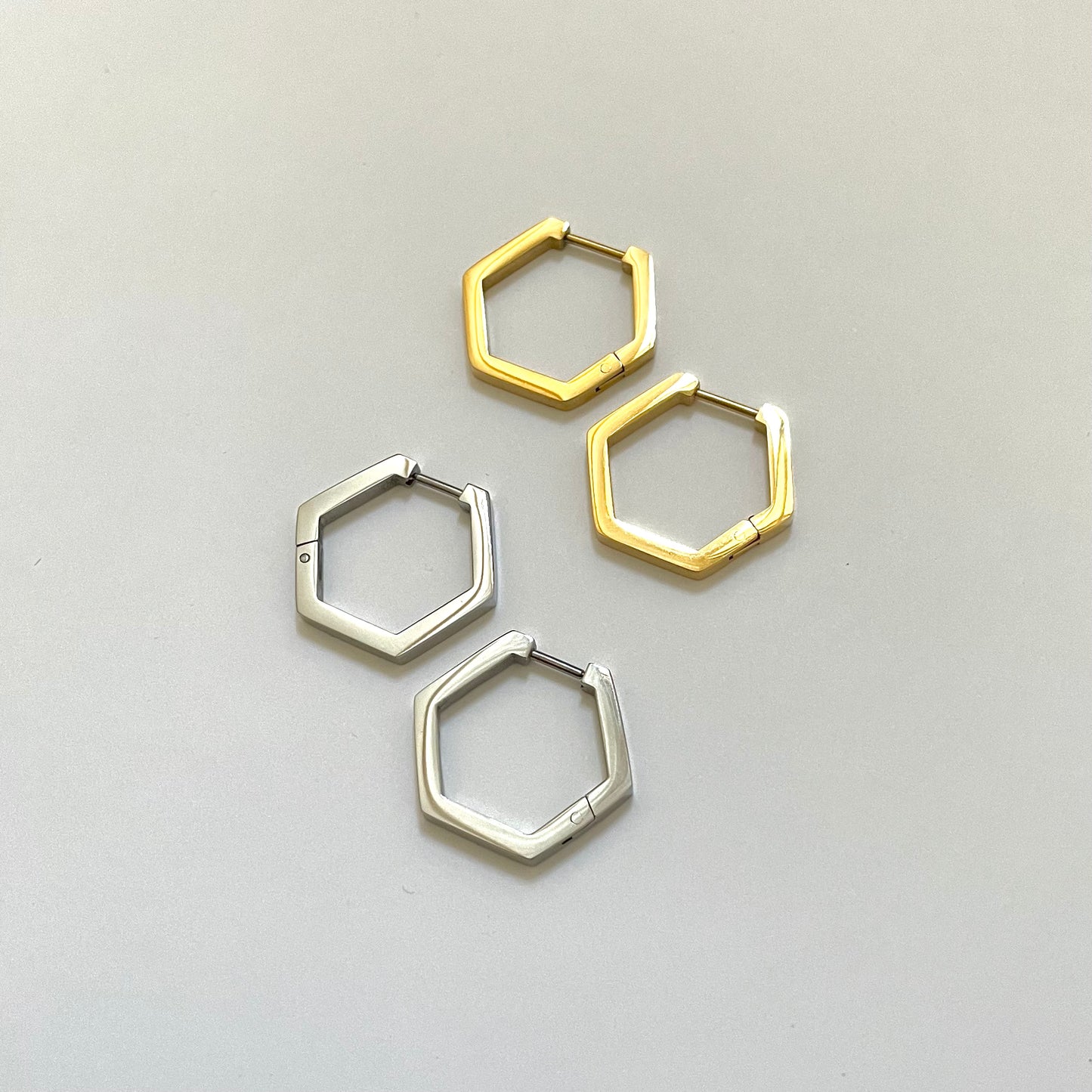 Hexagon minimal hoops