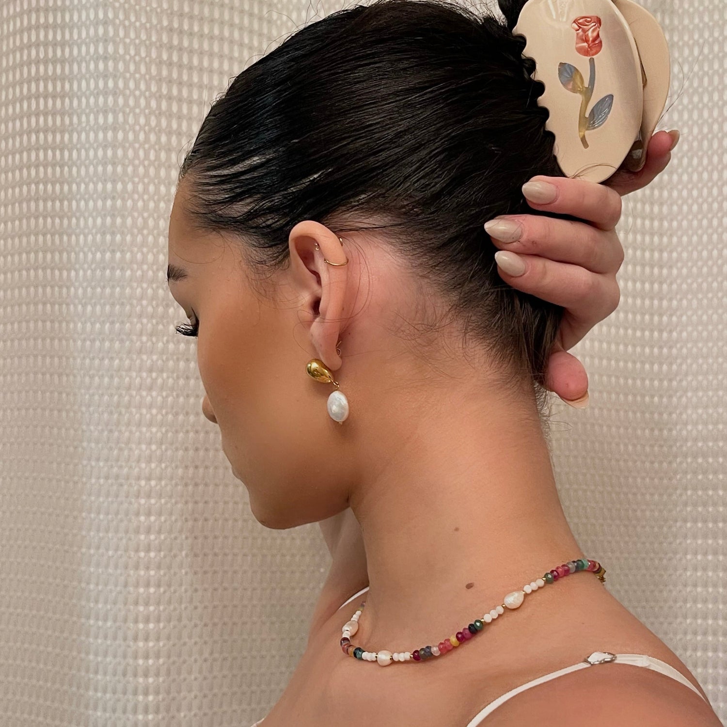 La Larme Pearl Earrings - Namaste Jewelry Canada